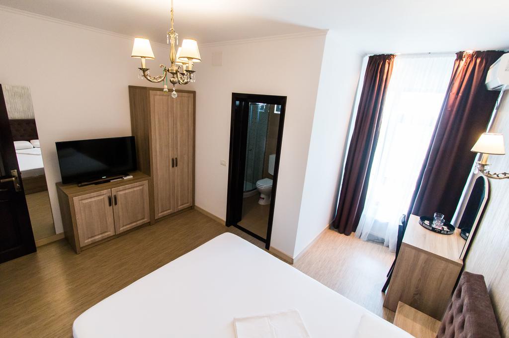 Zolotko Apartment กาลาจิ ภายนอก รูปภาพ